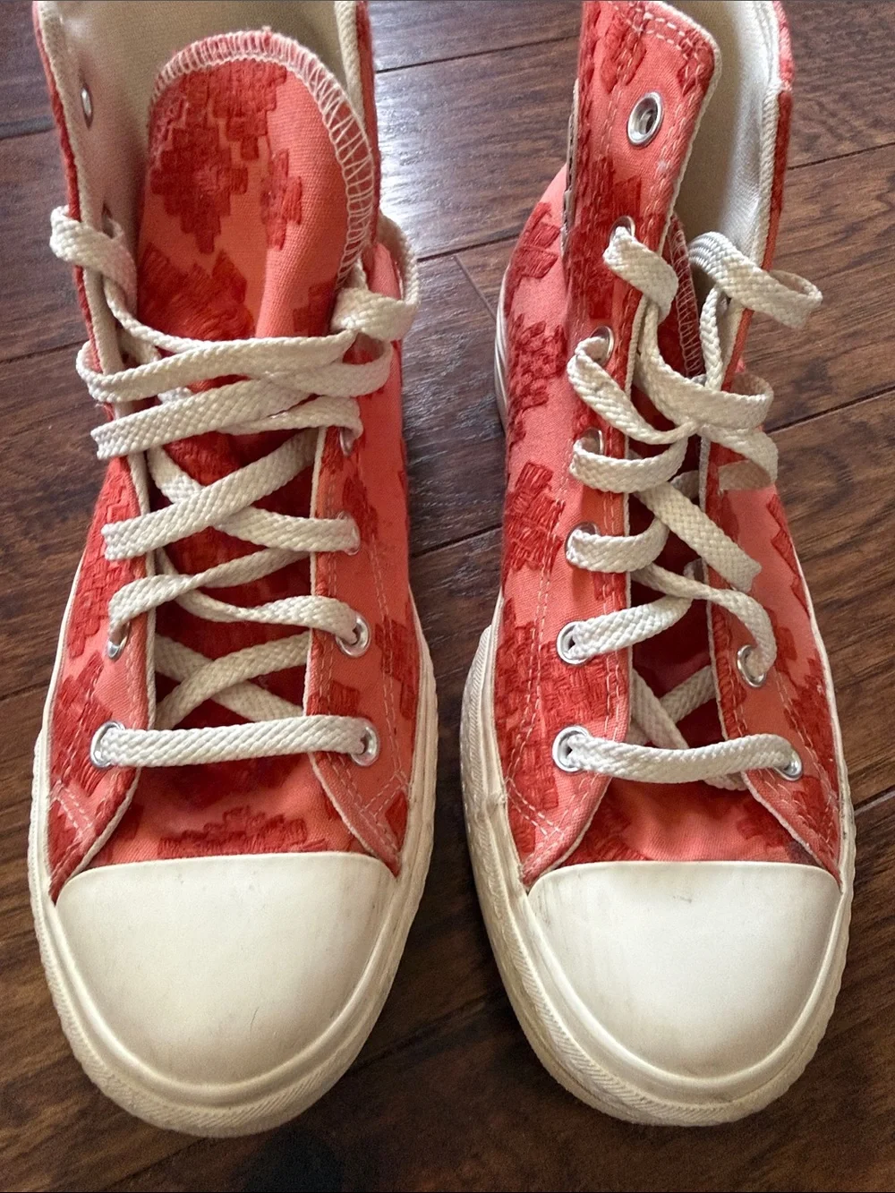 Women’s Converse Chuck Taylor All-Star Lift High Top Sneakers - Picture 5 of 8